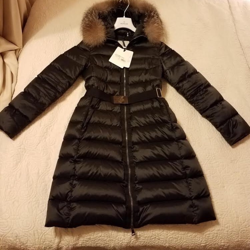 Moncler-Tinuviel-Women's Long Down Jacket LIKE NEW